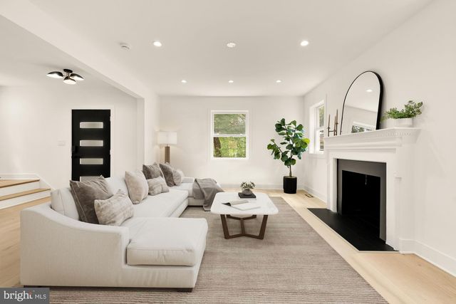 1507 UNDERWOOD ST NW, Washington, DC 20012
