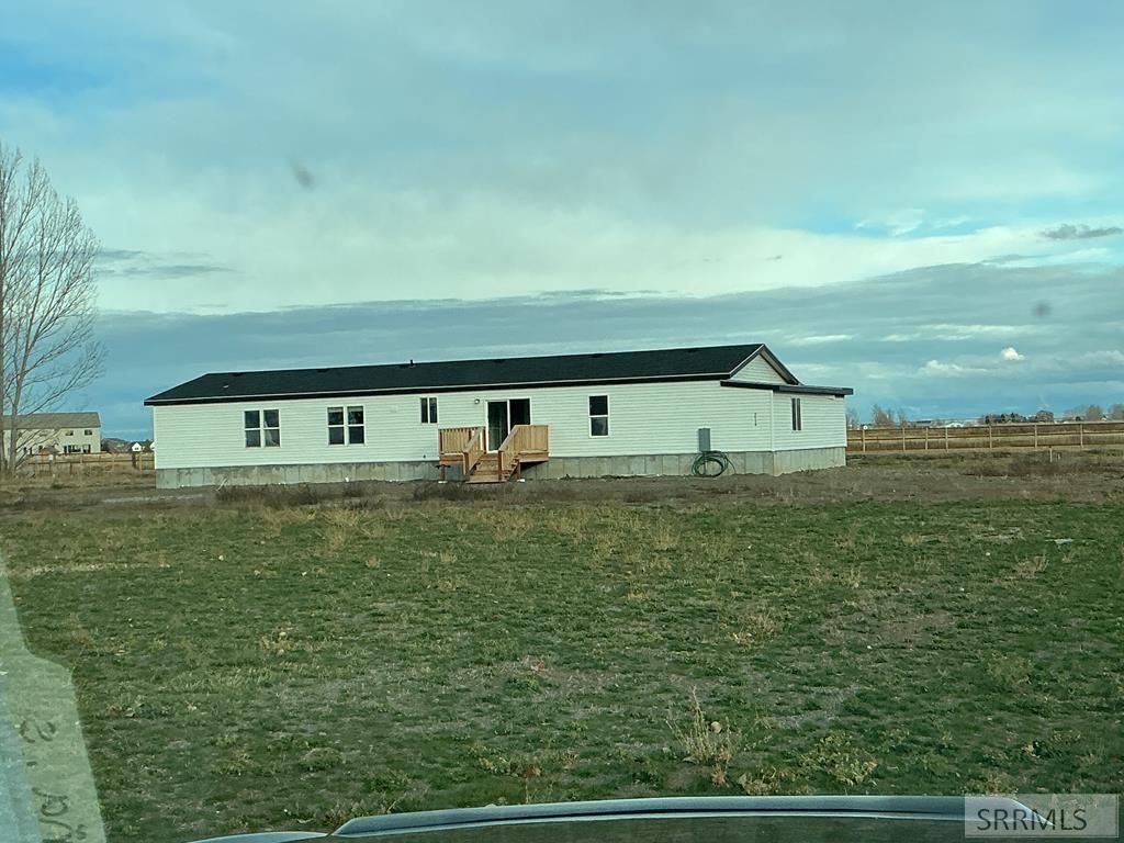 Image 52 of property listing at 2124 N 3000 W, Rexburg, ID 83440