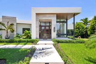 135 Churchill Road, West Palm Beach, FL 33405