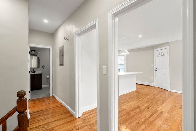 5 Gayland St 2, Boston, MA 02125