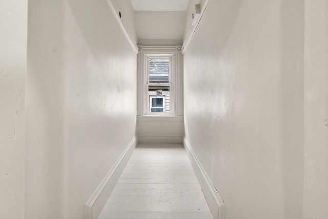 5 Gayland St 2, Boston, MA 02125