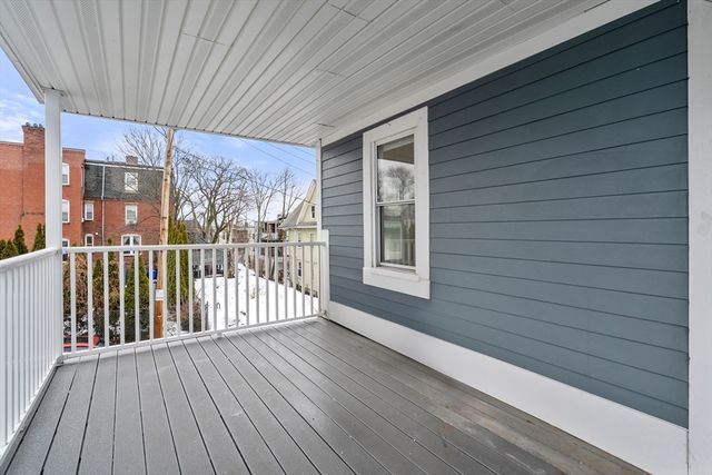 5 Gayland St 2, Boston, MA 02125