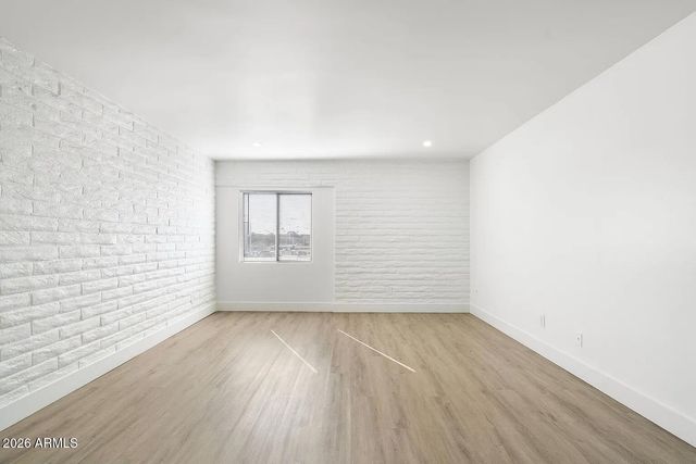 2923 N 38TH Street, Phoenix, AZ 85018