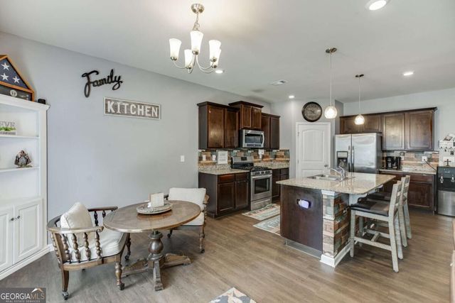 410 Maple Brook Drive, Dawsonville, GA 30534