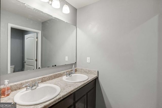 410 Maple Brook Drive, Dawsonville, GA 30534