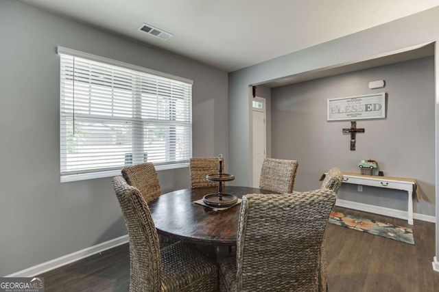 410 Maple Brook Drive, Dawsonville, GA 30534