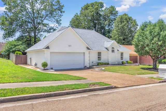 7321 STONINGTON DR, Memphis, TN 38125