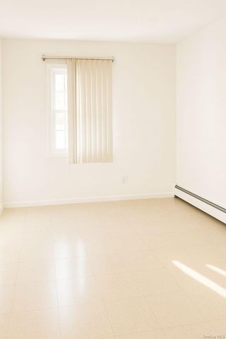 656 Post Avenue, Bellport, NY 11713