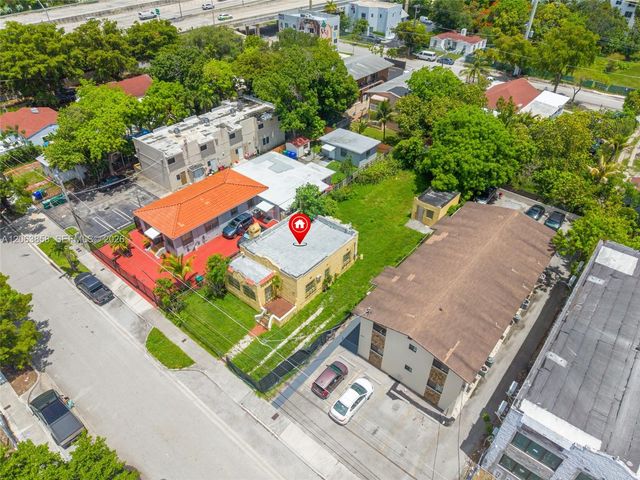 559 NW 34th St, Miami, FL 33127