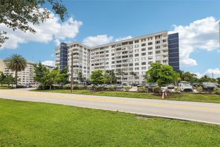 4350 Hillcrest Dr 303, Hollywood, FL 33021