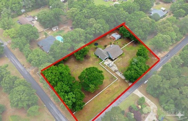 2833 Tunnel Rd, Pace, FL 32571