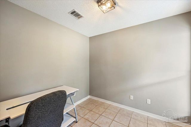 2833 Tunnel Rd, Pace, FL 32571