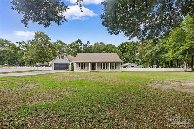 2833 Tunnel Rd, Pace, FL 32571