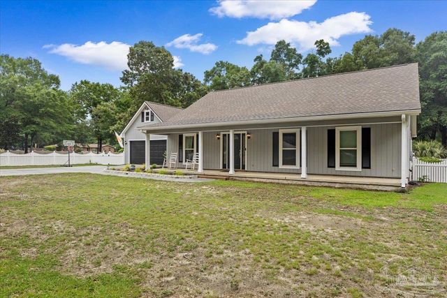 2833 Tunnel Rd, Pace, FL 32571