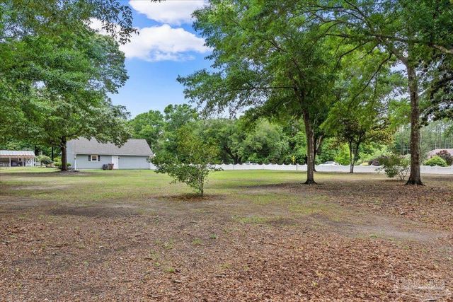 2833 Tunnel Rd, Pace, FL 32571