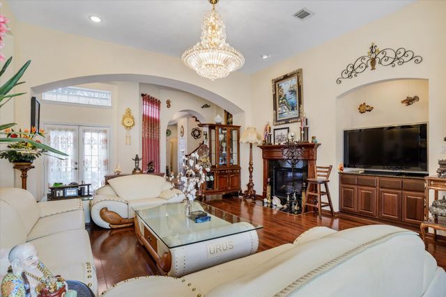 7114 Habersham Avenue, Sugar Land, TX 77479