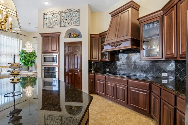 7114 Habersham Avenue, Sugar Land, TX 77479