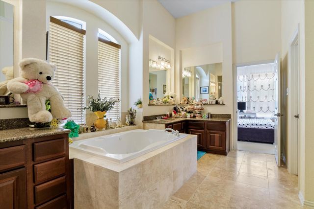 7114 Habersham Avenue, Sugar Land, TX 77479