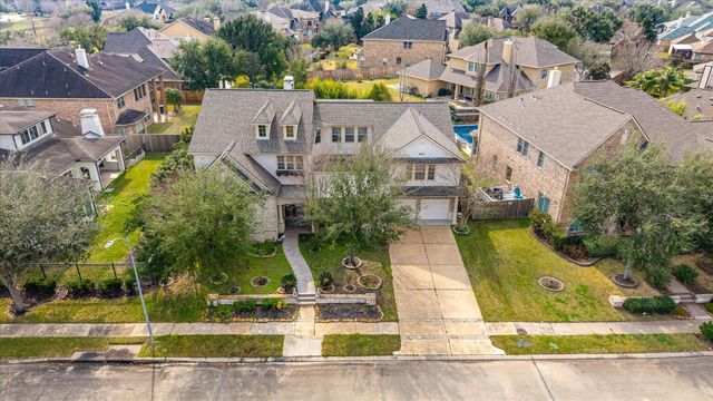 7114 Habersham Avenue, Sugar Land, TX 77479