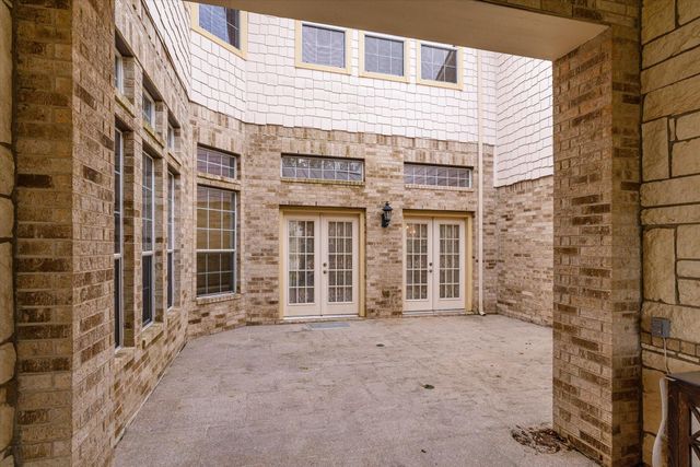 7114 Habersham Avenue, Sugar Land, TX 77479