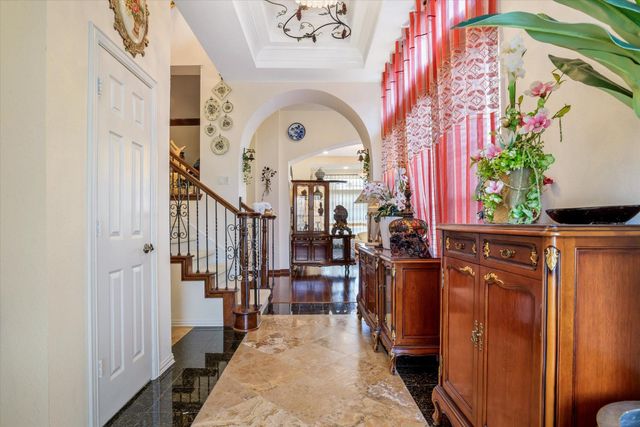 7114 Habersham Avenue, Sugar Land, TX 77479