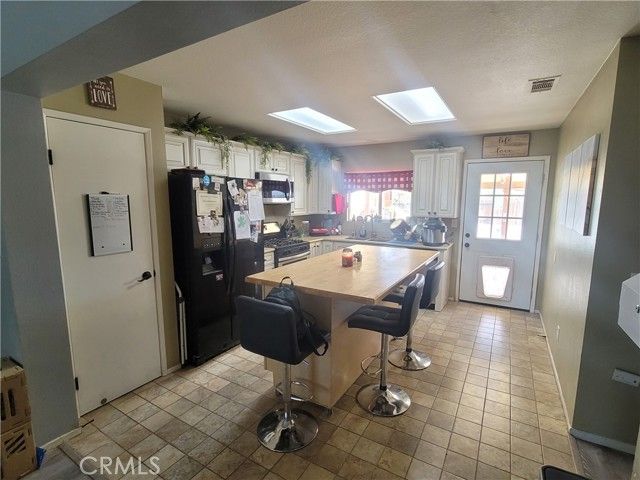 11930 Poppy Road, Adelanto, CA 92301