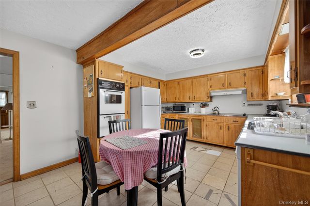 12 South Street, Great Neck, NY 11023