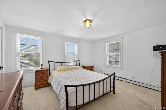 12 South Street, Great Neck, NY 11023