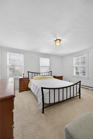 12 South Street, Great Neck, NY 11023