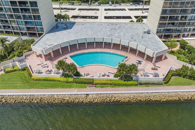 134 Lakeshore Drive 316, North Palm Beach, FL 33408
