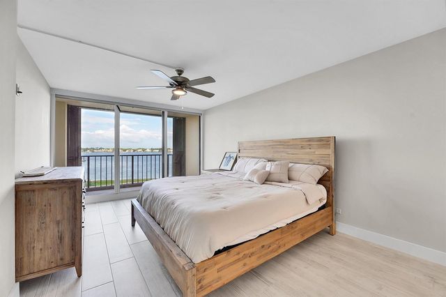 134 Lakeshore Drive 316, North Palm Beach, FL 33408