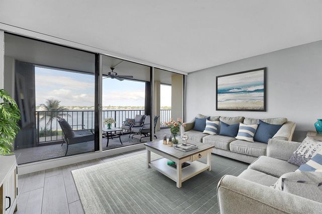134 Lakeshore Drive 316, North Palm Beach, FL 33408