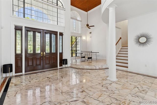 1128 N Circle Drive, Crystal River, FL 34429