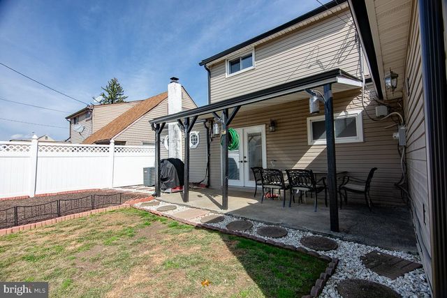 2824 WOODHAVEN RD, Philadelphia, PA 19154