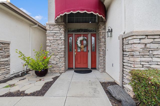 729 RICHARDSON DR, Brentwood, CA 94513