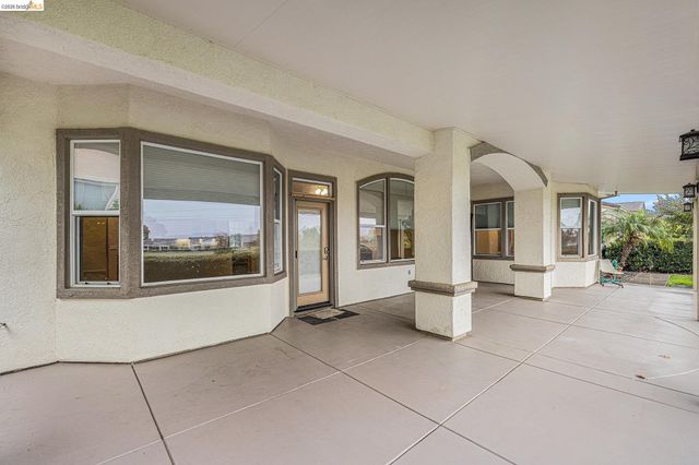 729 RICHARDSON DR, Brentwood, CA 94513