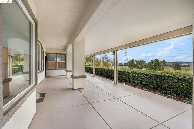 729 RICHARDSON DR, Brentwood, CA 94513