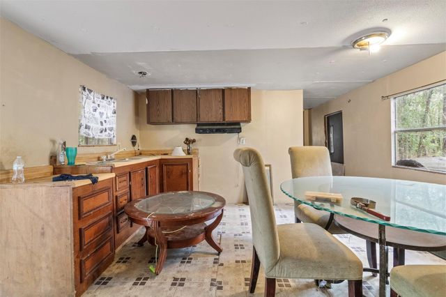1507 County Road 3011, Dayton, TX 77535
