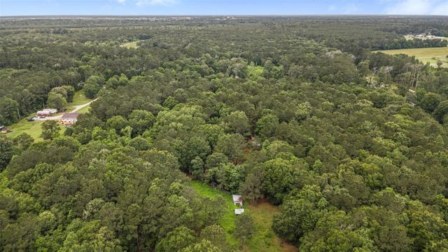 1507 County Road 3011, Dayton, TX 77535