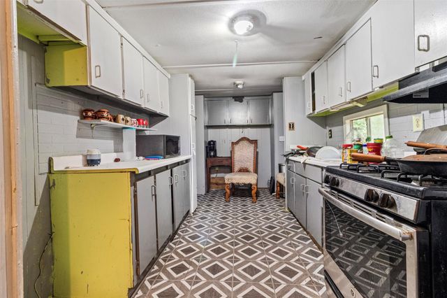 1507 County Road 3011, Dayton, TX 77535