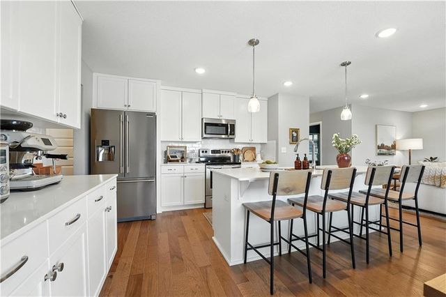 8908 SW 9th Street, Blue Springs, MO 64064