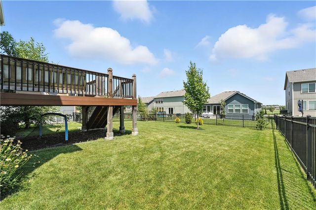 8908 SW 9th Street, Blue Springs, MO 64064