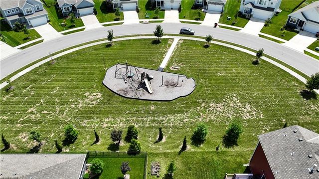 8908 SW 9th Street, Blue Springs, MO 64064