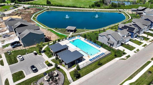 8908 SW 9th Street, Blue Springs, MO 64064