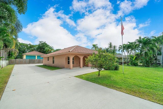 5592 1st Road, Lake Worth, FL 33467