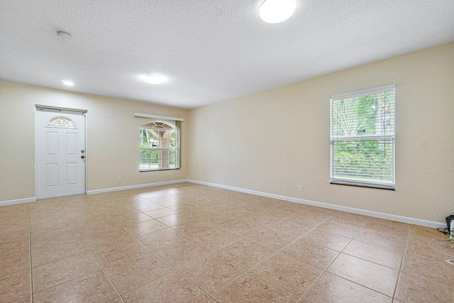 5592 1st Road, Lake Worth, FL 33467