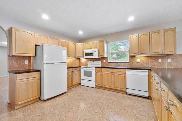 5592 1st Road, Lake Worth, FL 33467