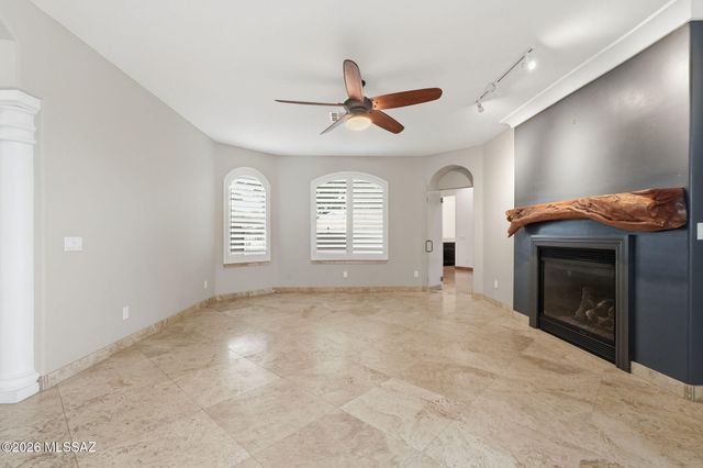 38200 S Stone Ridge Court, Tucson, AZ 85739