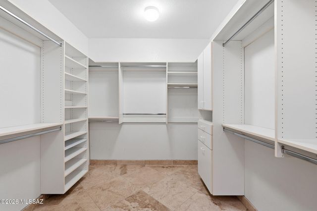 38200 S Stone Ridge Court, Tucson, AZ 85739