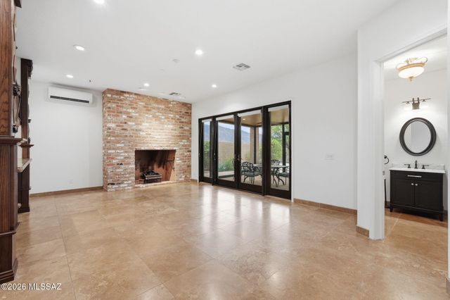 38200 S Stone Ridge Court, Tucson, AZ 85739